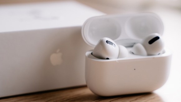 cach kiem tra airpods pro chinh hang h2